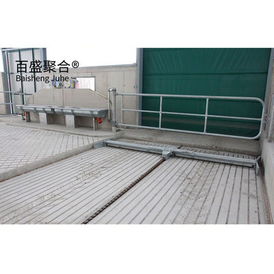 গরম ডুব Galvanized ইস্পাত কাঠামো গবাদি পশু ঘর জন্য Prefab গবাদি পশু শ্যাড ধাতু ফ্রেম