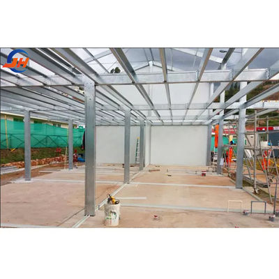 Q235/Q345 নিম্ন কার্বন ইস্পাত গরু গরু গরু ঘোড়া ঘোড়ার জন্য পোল্ট্রি ফার্ম বিল্ডিং গবাদি পশু ভেড়া
